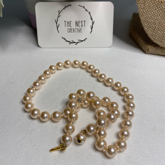 Vintage Cream Pearls - Picture 4 of 4